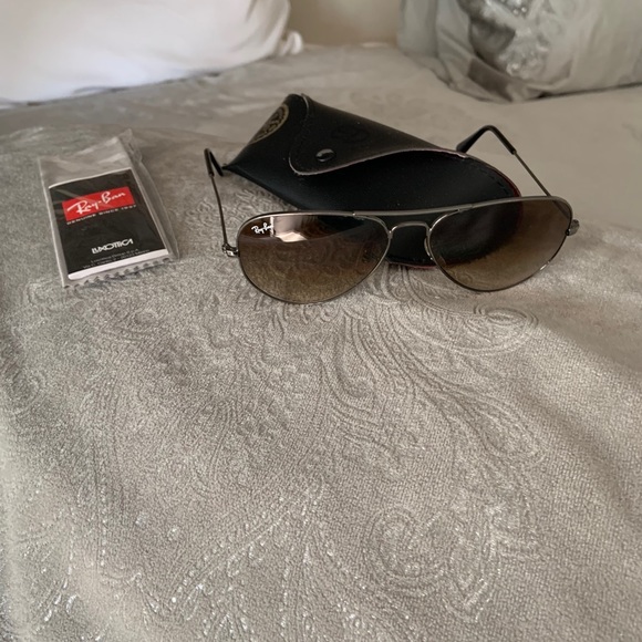 Ray ban Aviator   Gently worn